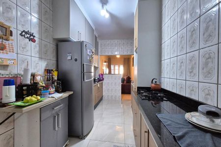 Casa à venda com 70m², 2 quartos e 2 vagasCozinha 