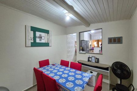 Casa à venda com 70m², 2 quartos e 2 vagasCopa 