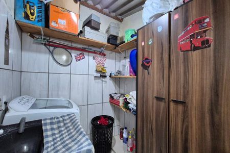 Casa à venda com 70m², 2 quartos e 2 vagasÁrea de Serviço