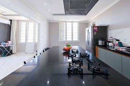 Apartamento à venda com 121m², 2 quartos e sem vagaCozinha