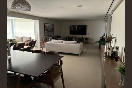 Apartamento à venda com 3 quartos, 258m² em Vila Cordeiro, São Paulo