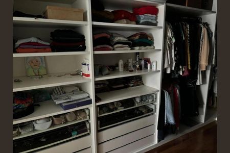 Apartamento à venda com 3 quartos, 258m² em Vila Cordeiro, São Paulo