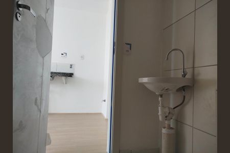 Banheiro de kitnet/studio para alugar com 1 quarto, 24m² em Tatuapé, São Paulo