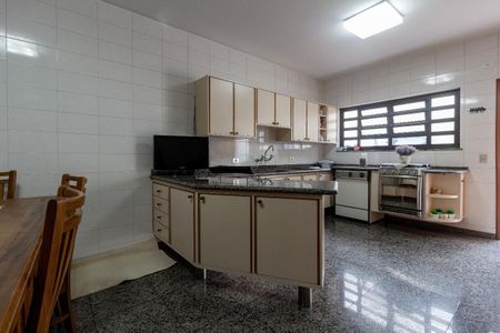 Casa à venda com 188m², 3 quartos e 2 vagas