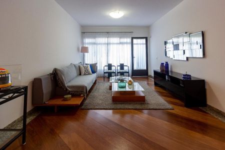 Casa à venda com 3 quartos, 188m² em Sumaré, São Paulo