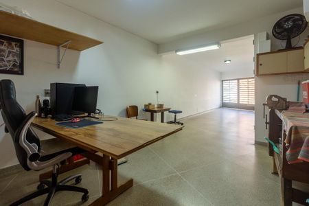 Casa à venda com 188m², 3 quartos e 2 vagas