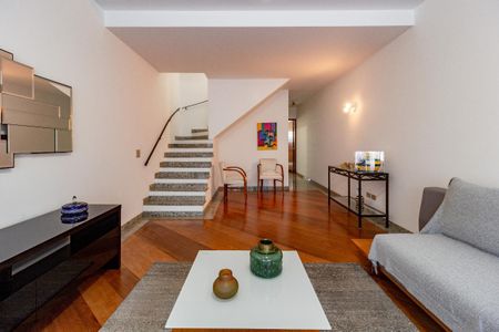 Casa à venda com 3 quartos, 188m² em Sumaré, São Paulo