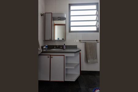 Casa à venda com 188m², 3 quartos e 2 vagas