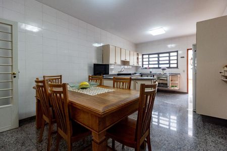Casa à venda com 3 quartos, 188m² em Sumaré, São Paulo