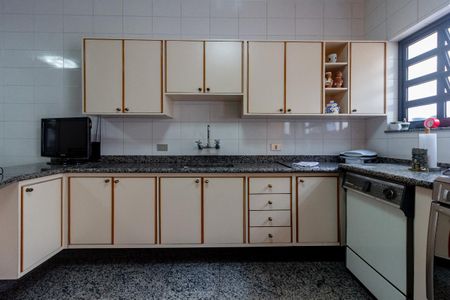 Casa à venda com 188m², 3 quartos e 2 vagas