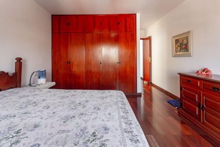 Casa à venda com 188m², 3 quartos e 2 vagas