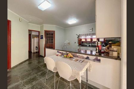 Casa de Condomínio à venda com 4 quartos, 325m² em Alphaville, Santana de Parnaíba