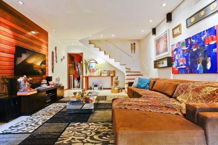 Casa à venda com 3 quartos, 260m² em Sumaré, São Paulo