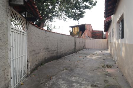 Casa à venda com 250m², 3 quartos e 6 vagasQuintal