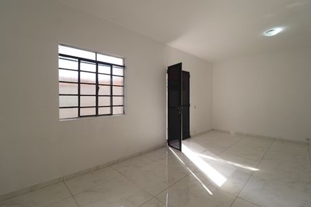 Sala de casa à venda com 3 quartos, 250m² em Parque Gerassi, Santo André