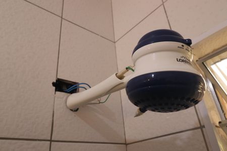Casa à venda com 250m², 3 quartos e 6 vagasBanheiro 2