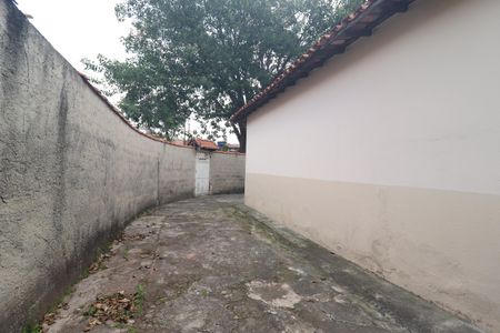 Casa à venda com 250m², 3 quartos e 6 vagasQuintal