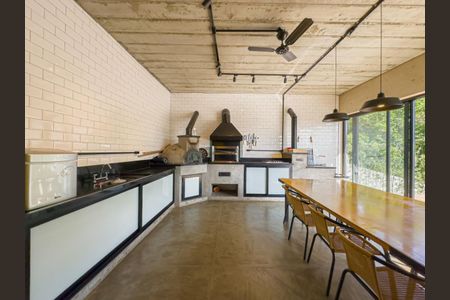 Casa de Condomínio à venda com 4 quartos, 296m² em Parque Sinai, Santana de Parnaíba