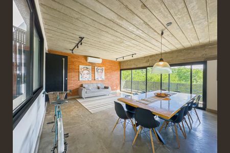 Casa de Condomínio à venda com 4 quartos, 296m² em Parque Sinai, Santana de Parnaíba