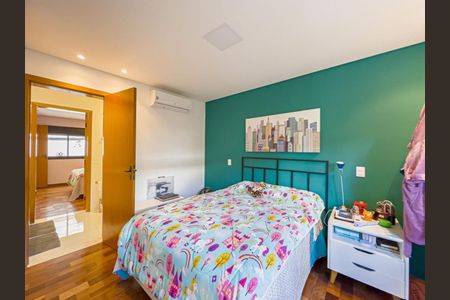 Casa de Condomínio à venda com 4 quartos, 296m² em Parque Sinai, Santana de Parnaíba