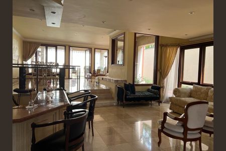 Casa à venda com 4 quartos, 550m² em Alphaville Residencial Zero, Barueri