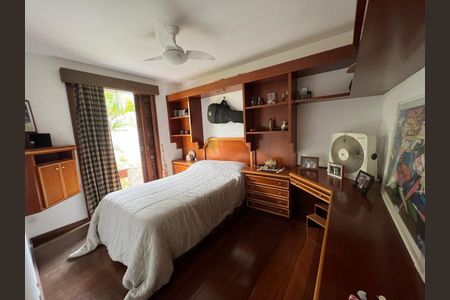 Casa à venda com 4 quartos, 550m² em Alphaville Residencial Zero, Barueri