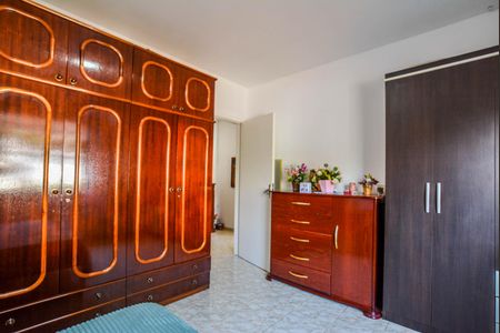 Casa à venda com 171m², 3 quartos e 3 vagas Casa à venda com 171m², 3 quartos e 3 vagasQuarto 1