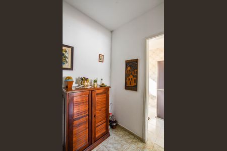 Casa à venda com 171m², 3 quartos e 3 vagas Casa à venda com 171m², 3 quartos e 3 vagasCorredor