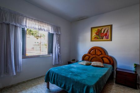 Casa à venda com 171m², 3 quartos e 3 vagas Casa à venda com 171m², 3 quartos e 3 vagasQuarto 1