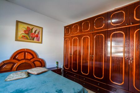 Casa à venda com 171m², 3 quartos e 3 vagas Casa à venda com 171m², 3 quartos e 3 vagasQuarto 1
