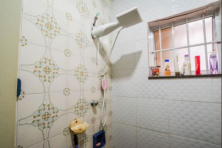 Banheiro  de casa à venda com 3 quartos, 171m² em Vila Scarpelli, Santo André