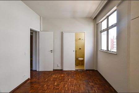 Apartamento à venda com 104m², 3 quartos e 2 vagasSuíte