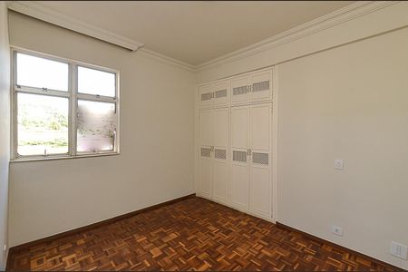 Apartamento à venda com 104m², 3 quartos e 2 vagasQuarto 2