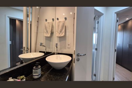 Apartamento à venda com 108m², 2 quartos e 1 vagaBanheiro