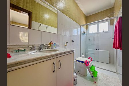 Casa para alugar com 419m², 4 quartos e 4 vagas