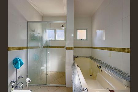 Casa para alugar com 4 quartos, 419m² em Residencial Quatro (Alphaville), Santana de Parnaíba