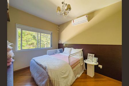 Casa para alugar com 4 quartos, 419m² em Residencial Quatro (Alphaville), Santana de Parnaíba