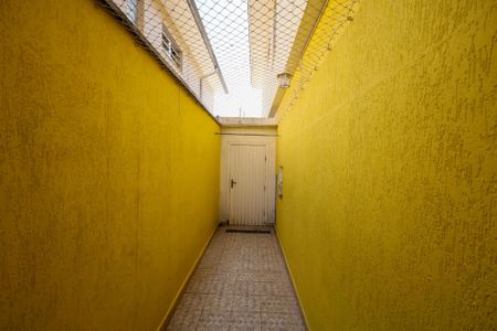 Casa à venda com 125m², 3 quartos e 2 vagasQuintal - Área de serviço 