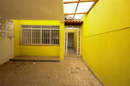 Casa à venda com 125m², 3 quartos e 2 vagasGaragem