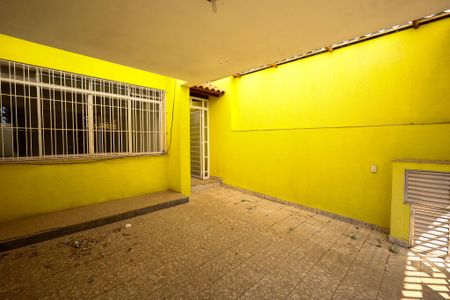 Casa à venda com 125m², 3 quartos e 2 vagasGaragem