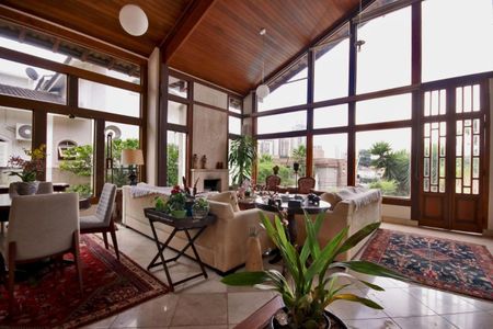 Casa de Condomínio à venda com 4 quartos, 450m² em Alphaville Residencial Um, Barueri