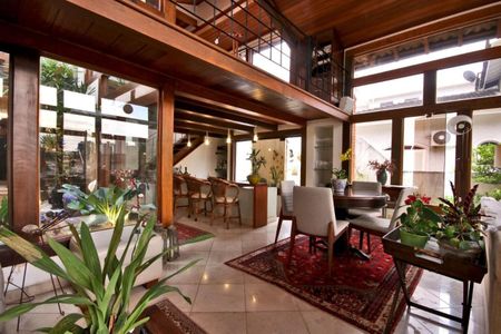 Casa de Condomínio à venda com 4 quartos, 450m² em Alphaville Residencial Um, Barueri