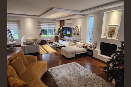 Casa à venda com 450m², 5 quartos e 4 vagas
