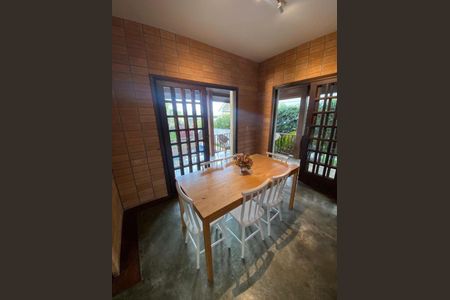 Casa de Condomínio à venda com 3 quartos, 265m² em Alphaville, Santana de Parnaíba