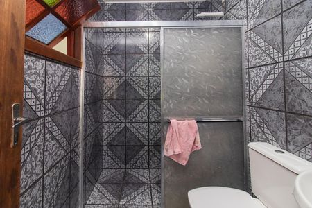 Casa à venda com 195m², 3 quartos e 2 vagasBanheiro