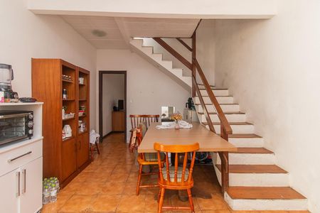 Casa à venda com 195m², 3 quartos e 2 vagasCozinha