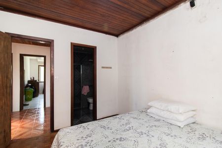 Casa à venda com 195m², 3 quartos e 2 vagasQuarto 2