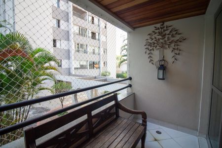 Apartamento para alugar com 90m², 3 quartos e 2 vagasTerraço