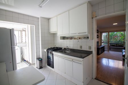 Apartamento para alugar com 90m², 3 quartos e 2 vagasCozinha