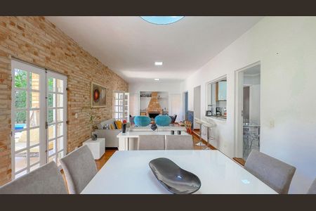 Casa de Condomínio à venda com 3 quartos, 274m² em Alphaville, Santana de Parnaíba